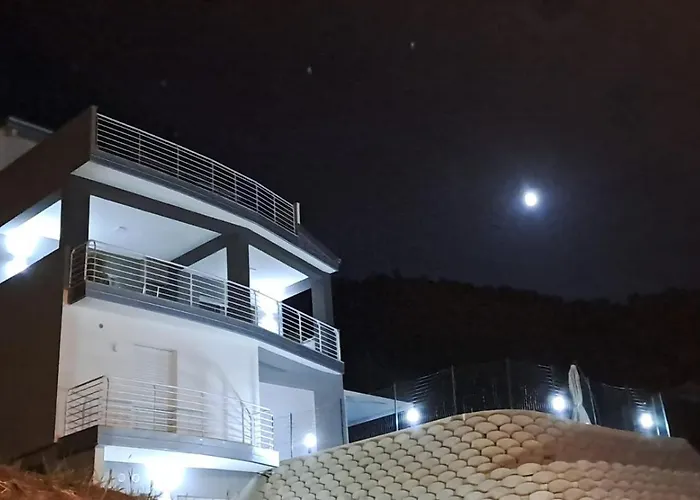 住宿加早餐酒店 Clarosa