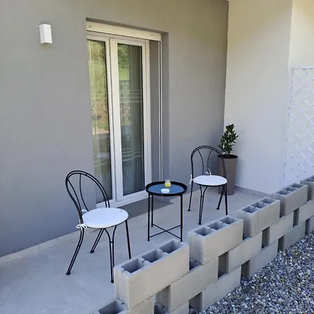 Clarosa Bed & Breakfast *